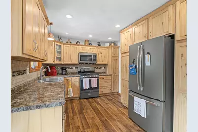 1822 1st Avenue, Monroe, WI 53566 - Photo 11