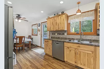 1822 1st Avenue, Monroe, WI 53566 - Photo 15