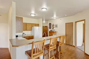 141 Metro Terrace, Madison, WI 53718 - Photo 7