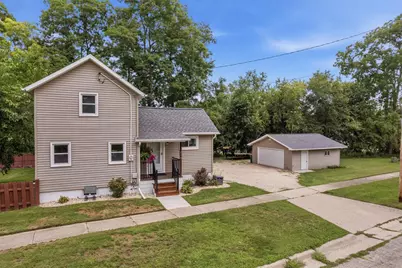 216 E Lawton Street, Edgerton, WI 53534 - Photo 1
