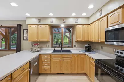 7050 Briar Lane, Sun Prairie, WI 53590 - Photo 13
