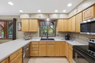 7050 Briar Ln, Sun Prairie, WI 53590 - Photo 13