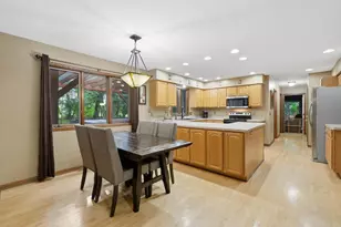 7050 Briar Ln, Sun Prairie, WI 53590 - Photo 17