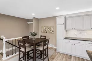 806 South St, Waunakee, WI 53597 - Photo 5