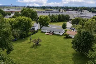 806 South St, Waunakee, WI 53597 - Photo 41
