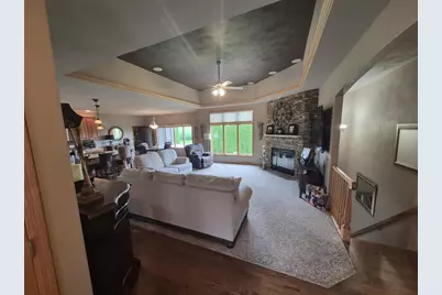 3774 Red Stone Drive, Janesville, WI 53548 - Photo 5