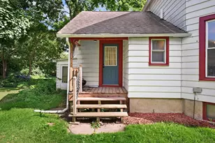 159 S High St, Janesville, WI 53548 - Photo 39