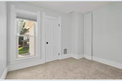 159 S High Street, Janesville, WI 53548 - Photo 25
