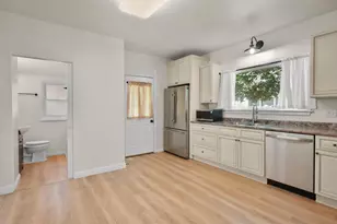 159 S High St, Janesville, WI 53548 - Photo 17