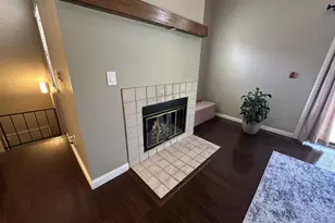 519 D'onofrio Dr, Madison, WI 53719 - Photo 9