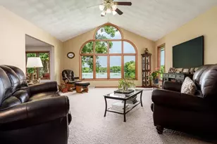 3991 S Savanna Way, Beloit, WI 53511 - Photo 11