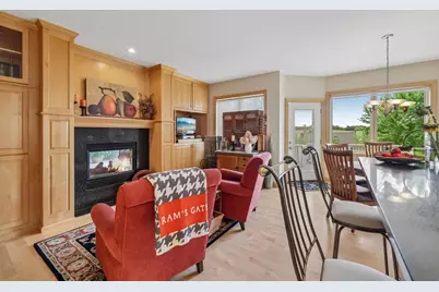1805 Autumn Hill Drive, Verona, WI 53593 - Photo 15