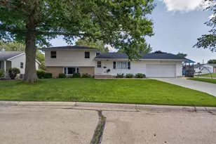 2909 16th St, Monroe, WI 53566 - Photo 47