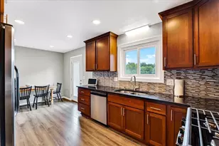 4769 Eisenhower St, Oregon, WI 53575 - Photo 11