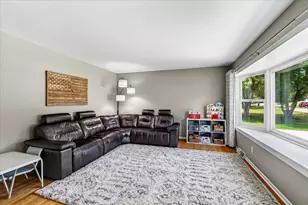 4769 Eisenhower St, Oregon, WI 53575 - Photo 5