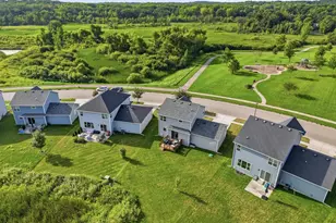 2442 Leopold Way, Sun Prairie, WI 53590 - Photo 5