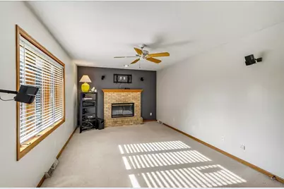 200 Dentaria Drive, Cottage Grove, WI 53527 - Photo 9