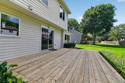 1210 Artisan Drive, Madison, WI 53704 - Photo 9