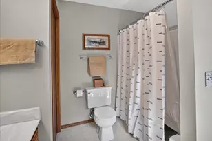 1210 Artisan Dr, Madison, WI 53704 - Photo 17