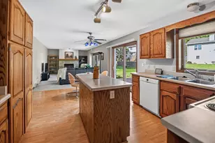 1210 Artisan Dr, Madison, WI 53704 - Photo 3