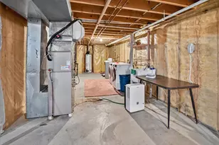 1210 Artisan Dr, Madison, WI 53704 - Photo 27