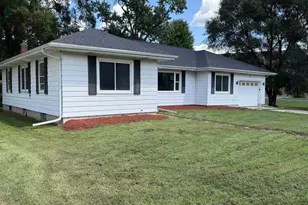 815 W Wisconsin St, Portage, WI 53901 - Photo 1