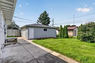 2218 Pioneer Rd, Janesville, WI 53546 - Photo 33