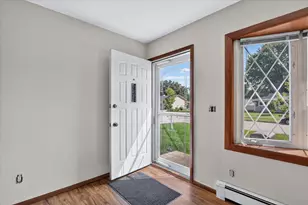 2218 Pioneer Rd, Janesville, WI 53546 - Photo 5