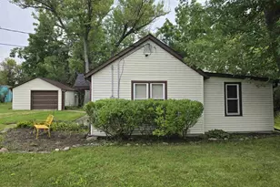 7 S Bruce St, Darien, WI 53114 - Photo 41