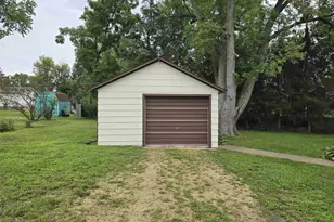 7 S Bruce St, Darien, WI 53114 - Photo 35