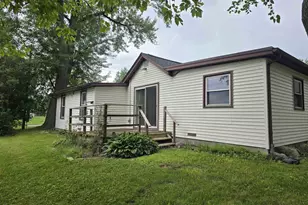 7 S Bruce St, Darien, WI 53114 - Photo 37