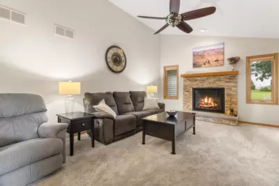 203 Maria Lane, Cottage Grove, WI 53527 - Photo 3