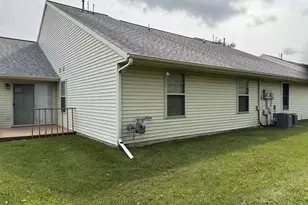 569 E Slifer St, Portage, WI 53901 - Photo 25