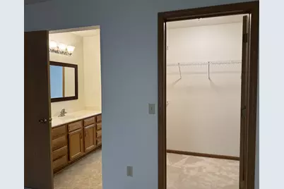 569 E Slifer Street #2, Portage, WI 53901 - Photo 19