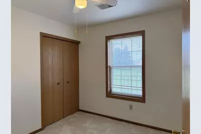 569 E Slifer Street #2, Portage, WI 53901 - Photo 21