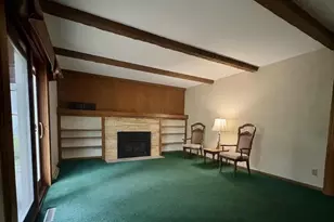 W275N4880 S Courtland Cir, Pewaukee, WI 53072 - Photo 17