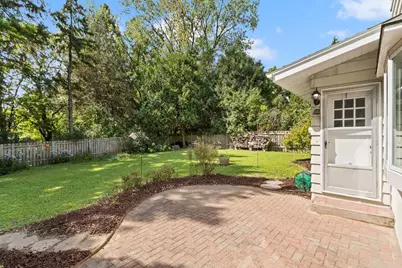 6501 Gettysburg Drive, Madison, WI 53705 - Photo 7