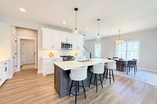 4747 Bellflower Dr, DeForest, WI 53532 - Photo 5
