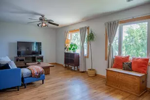 1021 W Conant St, Portage, WI 53901 - Photo 25