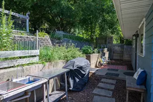 1021 W Conant St, Portage, WI 53901 - Photo 7