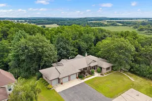 2903 Wood Thrush Cir, Portage, WI 53901 - Photo 81