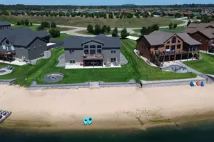 N8670 Beachtown Cir, New Lisbon, WI 53950 - Photo 37