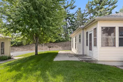 314 Henry Drive #4, Portage, WI 53901 - Photo 35