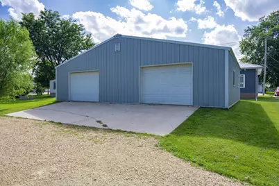 1016 Academy Street, Elroy, WI 53929 - Photo 3