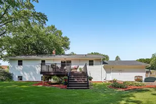 401 Woodview Dr, Sun Prairie, WI 53590 - Photo 47