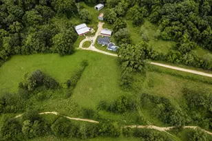 41180 Sleepy Valley Ln, Boscobel, WI 53805 - Photo 3