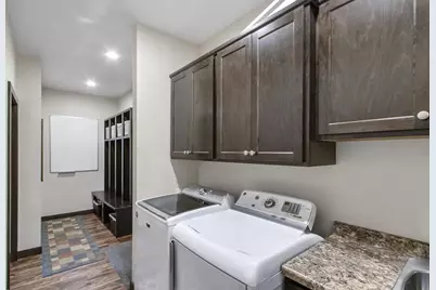 420 Ridgeway Drive, Rio, WI 53960 - Photo 5