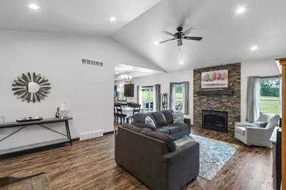 420 Ridgeway Drive, Rio, WI 53960 - Photo 27