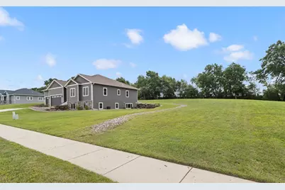 420 Ridgeway Drive, Rio, WI 53960 - Photo 81