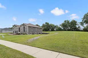 420 Ridgeway Dr, Rio, WI 53960 - Photo 81
